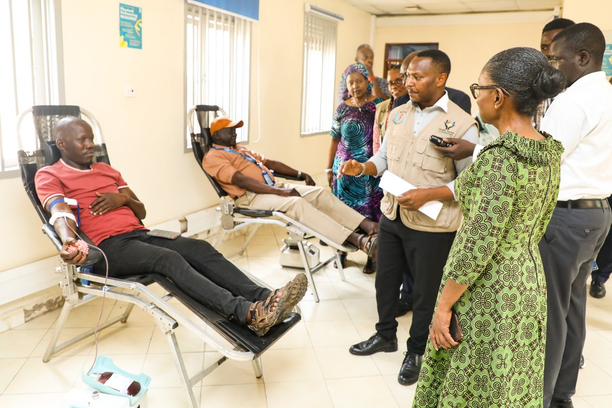 undpsouthsudan's tweet photo. 🩸Every drop counts.
In🤝with the National Blood Bank, UN colleagues and partners came together at #UNDP for the UN Day Blood Drive, demonstrating solidarity and a shared commitment to saving lives. 
We were honored to welcome the SRSG, Anita Kiki Gbeho whose visit underscored the power of collective action and the importance of blood donation in supporting patients in need and communities across #SouthSudan.