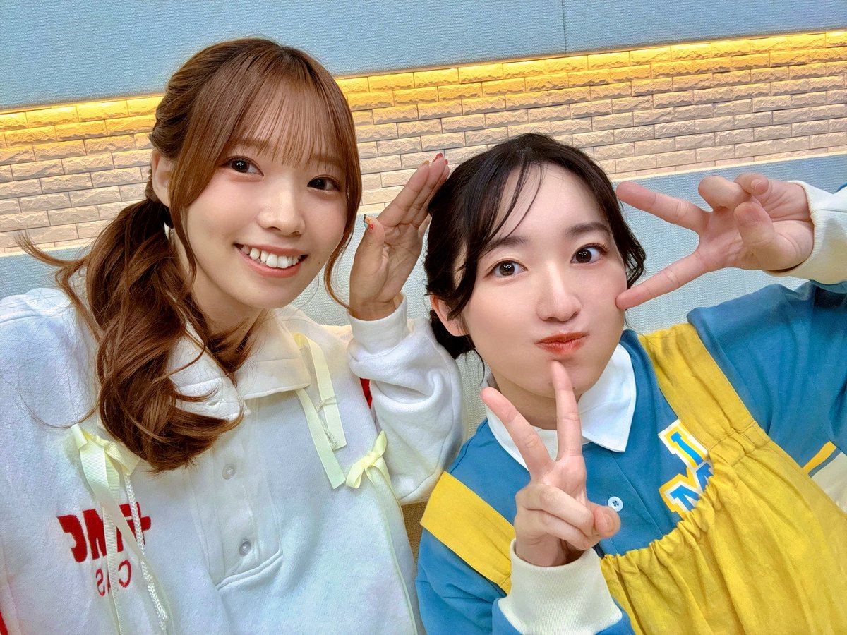 konohiyori's tweet photo. 「河野ひよりの晴れノチひより」#はれひよ
本当に楽しかったです！！！✨✨✨
はるちゃん💐めちゃくちゃ面白かったなー！😂✨ ケーキのくだりはお腹ちぎれるかと思いましたwww😂🍰
ぜひアーカイブもたくさん見て、一緒にたくさん笑ってくださいね🤍
今月もありがとうございました！✨ https://t.co/YSYqyuTzXK