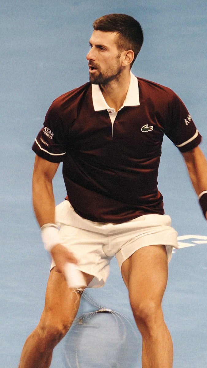 fancrushdjoko's tweet photo. Novak es taaaan hot 🔥🔥
#novakdjokovic #djokovic #mycrush #nolefam https://t.co/wrT7EkrRcA