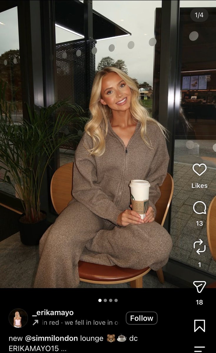 girlsniper18's tweet photo. Fall outfits and a pumpkin latte #coded https://t.co/dwWVZKzhO3