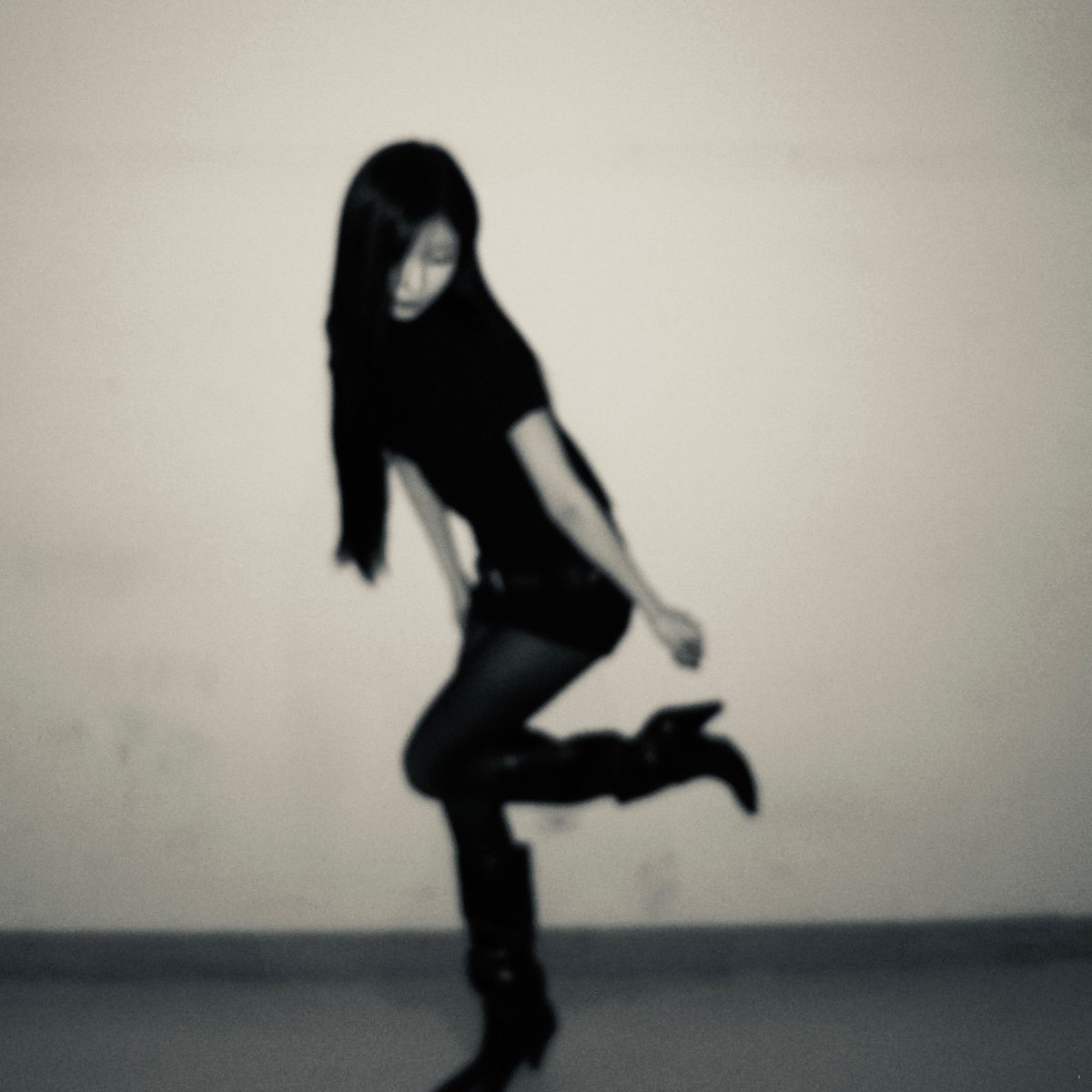 zewitsal's tweet photo. JOSJIS✌🏻🖤 https://t.co/Kk21knKobm