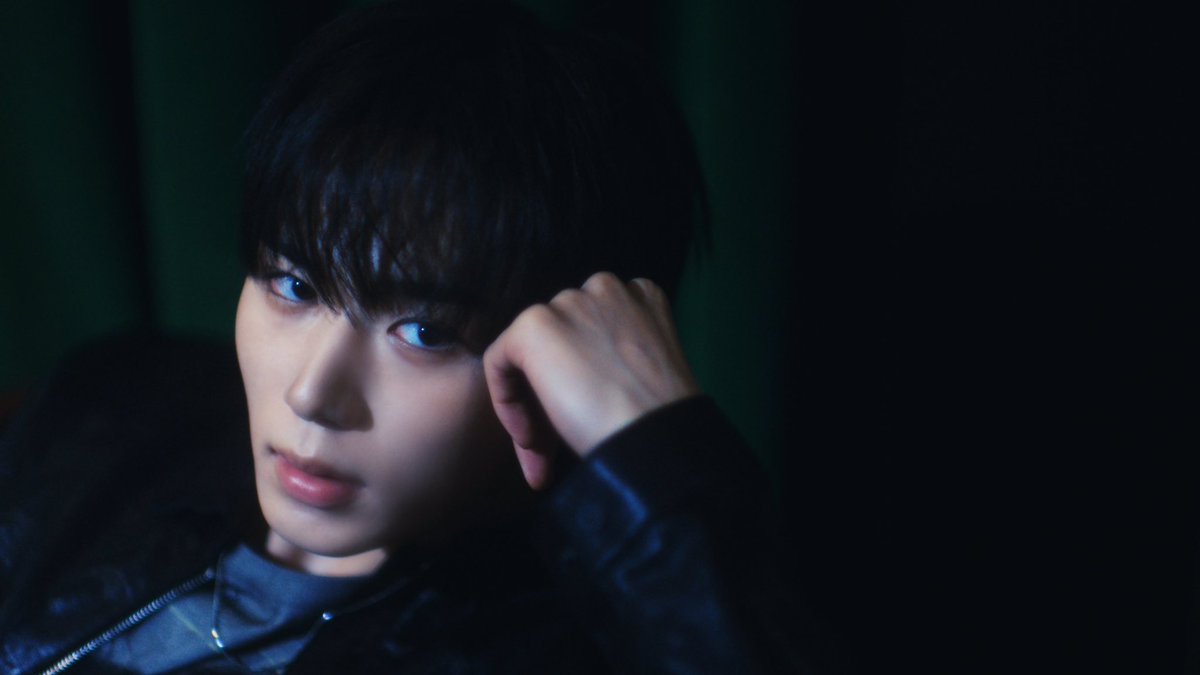 atjjunn's tweet photo. atjjun eating every concept they make https://t.co/H3lcdRDcnU