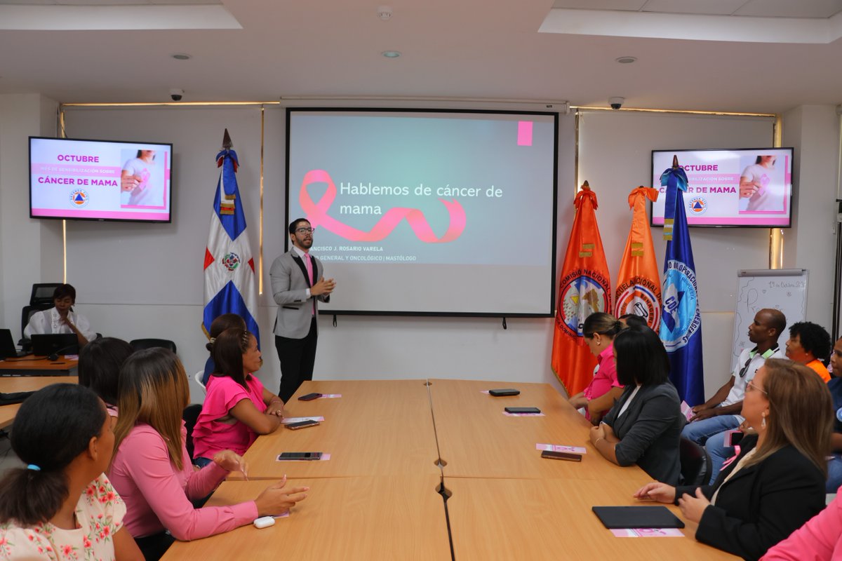 DefensaCivilRD's tweet photo. #DCInforma | “Hablemos del Cáncer de Mama”: Defensa Civil realiza charla para orientar a colaboradores sobre la enfermedad https://t.co/ZIWuKwotaz https://t.co/S8ArfZU5tM