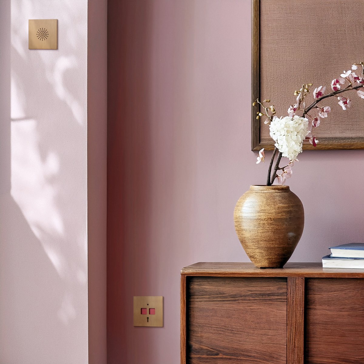 FocusSB's tweet photo. Renaissance Sienna: earthy brass tones, hand-satined golden detail, and a living finish that deepens with time. Exclusive to our Renaissance range. @MadeinBritainGB  #MIBHour #LivingFinish #LuxuryInteriors #Designers https://t.co/tRsprt8nbx