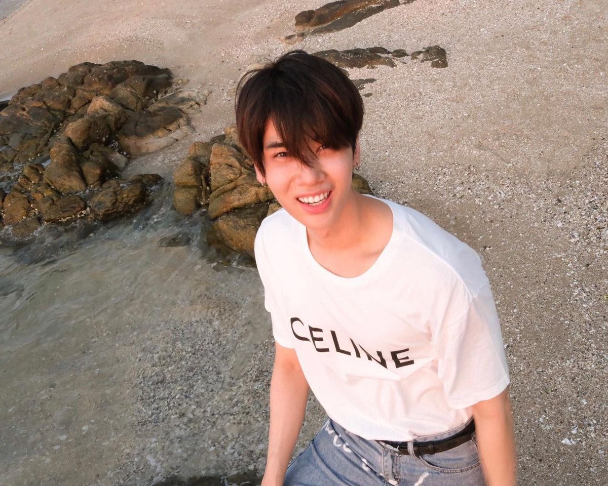metawinkubb's tweet photo. Joong masih bisa fotoin dunk secantik ini kan iya kan ☹️🥹 katanya cuma kmu yg bisa ☹️ https://t.co/qYjK97EgMv