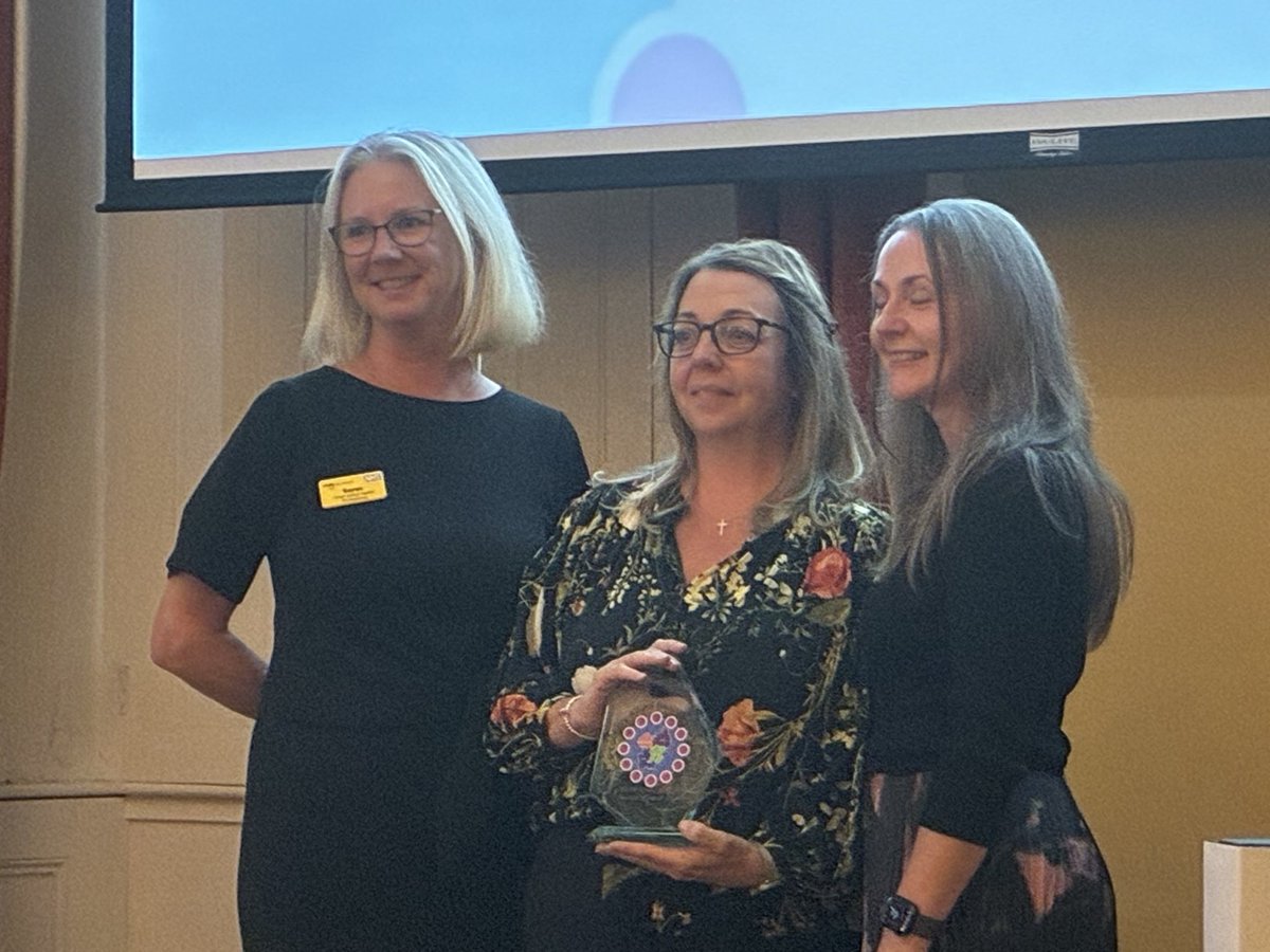 DGProfDev's tweet photo. @DudleyGroupNHS @marshaj1772 @KarenLe08016942 @Dudley_SWBCEO @DavidNichols0n The B/C AHP Council Award goes to… @LorraineAHP - hip, hip, hooray!!!

Lorraine was recognised for her authentic leadership, passion &amp; drive to facilitate opps for our #AHP #SupportWorkers at local, system, regional &amp; national level

Well done we’re SO proud of u!
@marshaj1772 https://t.co/wjtTSSYJ46