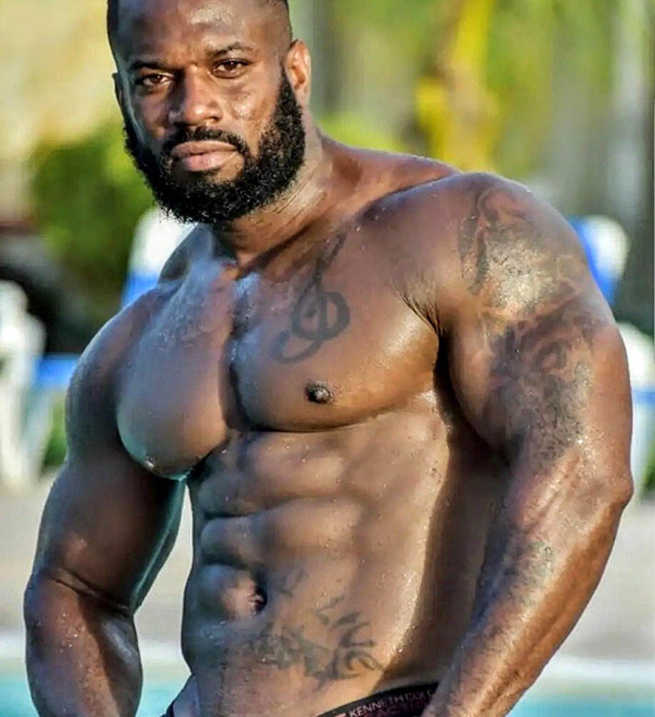 JayBeCustom's tweet photo. Manny 🤩🙌🏽

#gooner #gooned #goonerslivesmatter #gooning #goony #muscle #muscleworship #muscledaddy #musclealpha #alpha #lgbt #lgbtq #hung #chudai #bigdick #blacked #blacklollipop #gaybator #gaycruissîg #horse #blackmuscle #fyp #viral #trending #viralvideos https://t.co/46ATWktmLr