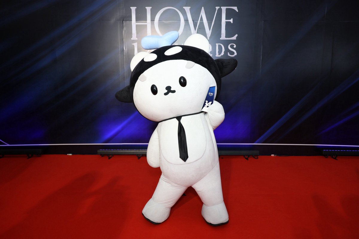 polcasan_GMMTV's tweet photo. ซังขอขอบคุณ​ HOWE AWARDS 2026  และขอขอบคุณ  รางวัล "SPOTLIGHT OF THE YEAR" ด้วยฮะ ซังจะตั้งใจทำงาน​ และมอบความน่ารักความสุขให้กับอุนยายและเจเจ๊ทุกๆคนตลอดไปเลยฮับ​ ขอบคุณฮับ

#HOWEAWARDS2026
#HOWEMAGAZINE 
#POLCASAN https://t.co/jH6i8orXQU
