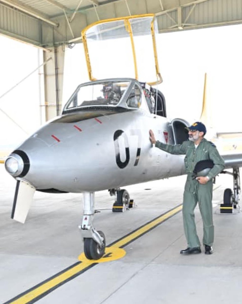 prodefencejammu's tweet photo. A FULL CIRCLE. A SALUTE TO THE LEGACY.

Today, Chief of the Air Staff, Air Chief Marshal AP Singh, undertakes his last sortie in the Indian Air Force, alongside his first flying instructor, Wg Cdr V S Kochar (Retd), in the same HJT-16 Kiran aircraft in which his flying journey began on 28 January 1984.

At Air Force Academy, Dundigal, the years come full circle in a moment that celebrates a lifetime of service, an enduring passion for flying and the timeless bond between a pilot and his instructor. It is also a heartfelt tribute to the veterans and mentors who have shaped generations of air warriors and continue to inspire those who follow.

From the first lesson to the final sortie in uniform, a legacy takes flight.

#IndianAirForce #AirForceAcademy #legacy #passion #tribute

@DefenceMinIndia
@SpokespersonMoD
@HQ_IDS_India
@IAF_MCC
@adgpi
@indiannavy
@CareerinIAF
@air_veterans
@ANI