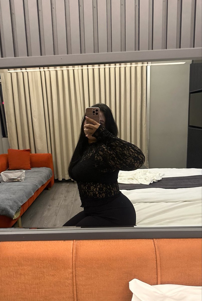mirraleyna's tweet photo. black on black 🐈‍⬛🖤

#taksim #şişli #taksimescort #istanbuleskort #istanbul https://t.co/6WZVlFB90Q