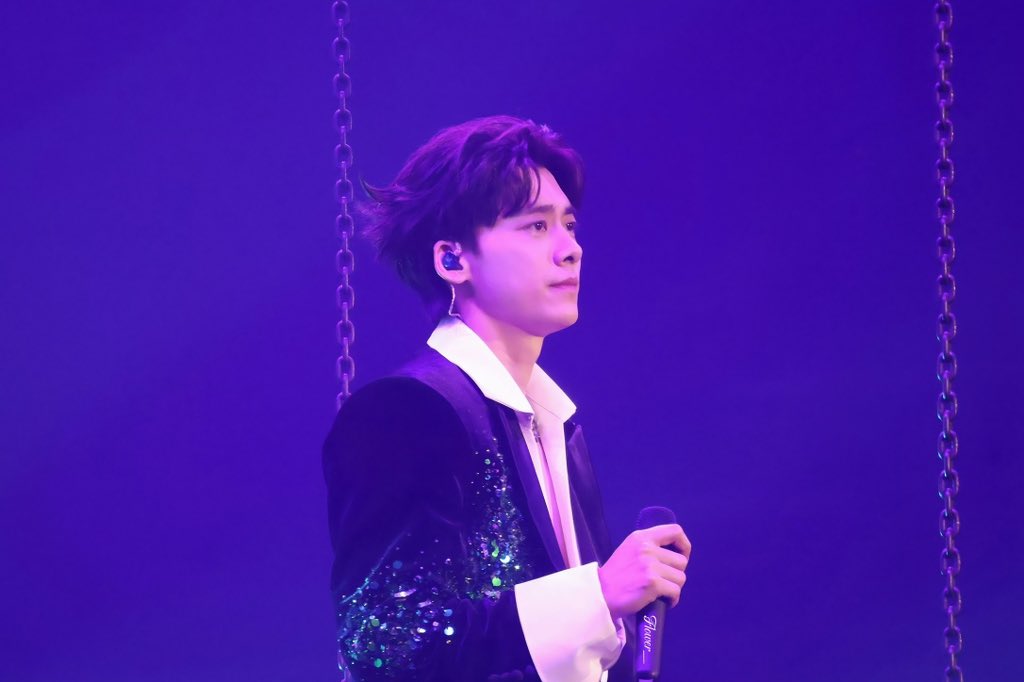FavorLee_54's tweet photo. ❤️#LiYifeng #李易峰 #LYFENG #lyf #이역봉 #りいふう #หลี่อี้เฟิง #リー・イーフォン #LýDịchPhong #loveyouforever https://t.co/ZiGjirEnwI