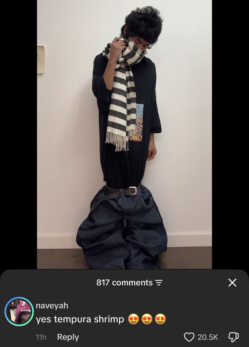 saltmural's tweet photo. i could never delete tiktok https://t.co/ri5V2449Y4