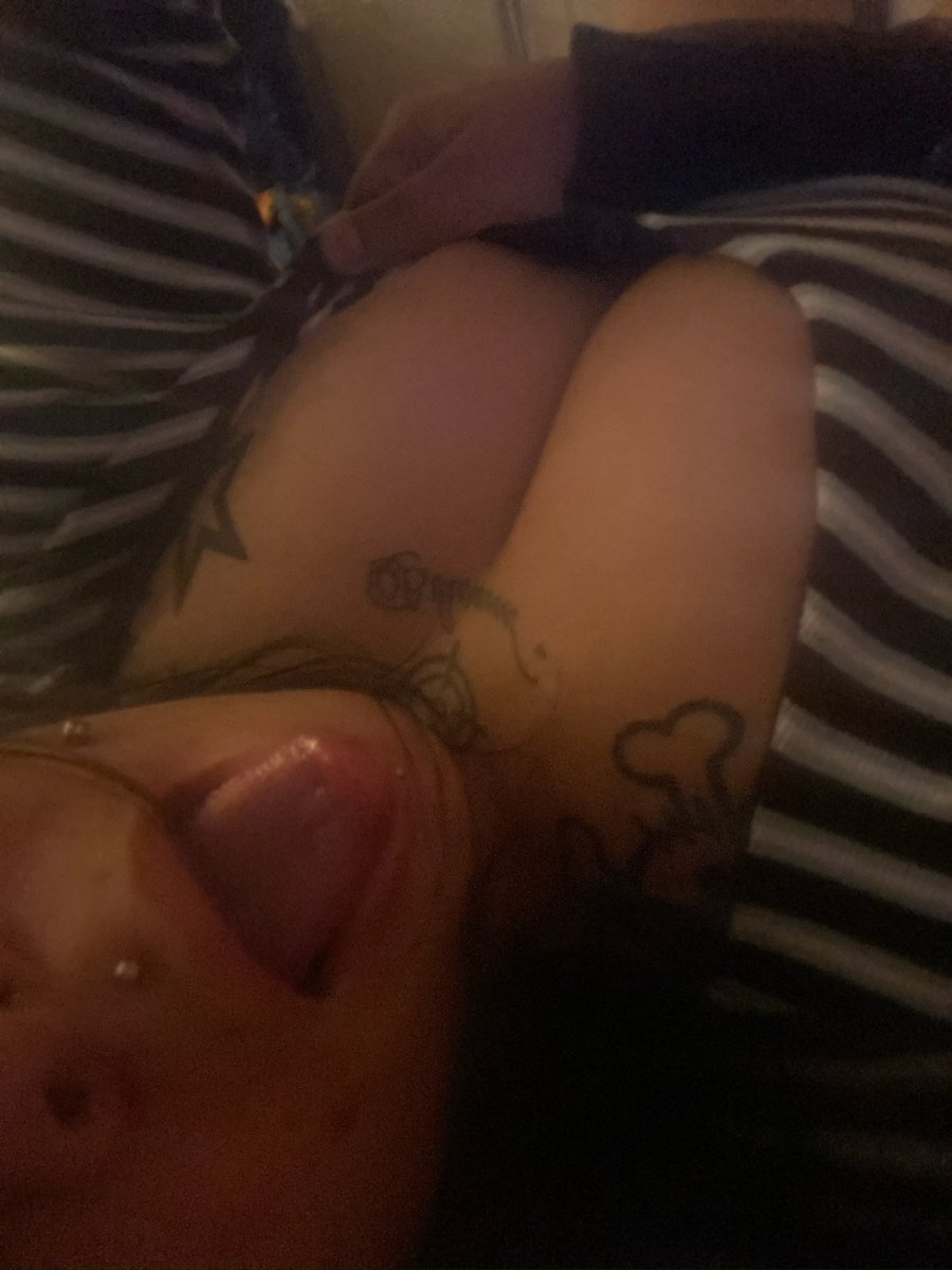 sugaraliendoll's tweet photo. Meow :3 ask for menu daddy~
#nsfw #buyingcontent #horny https://t.co/y8YqXpfGoG