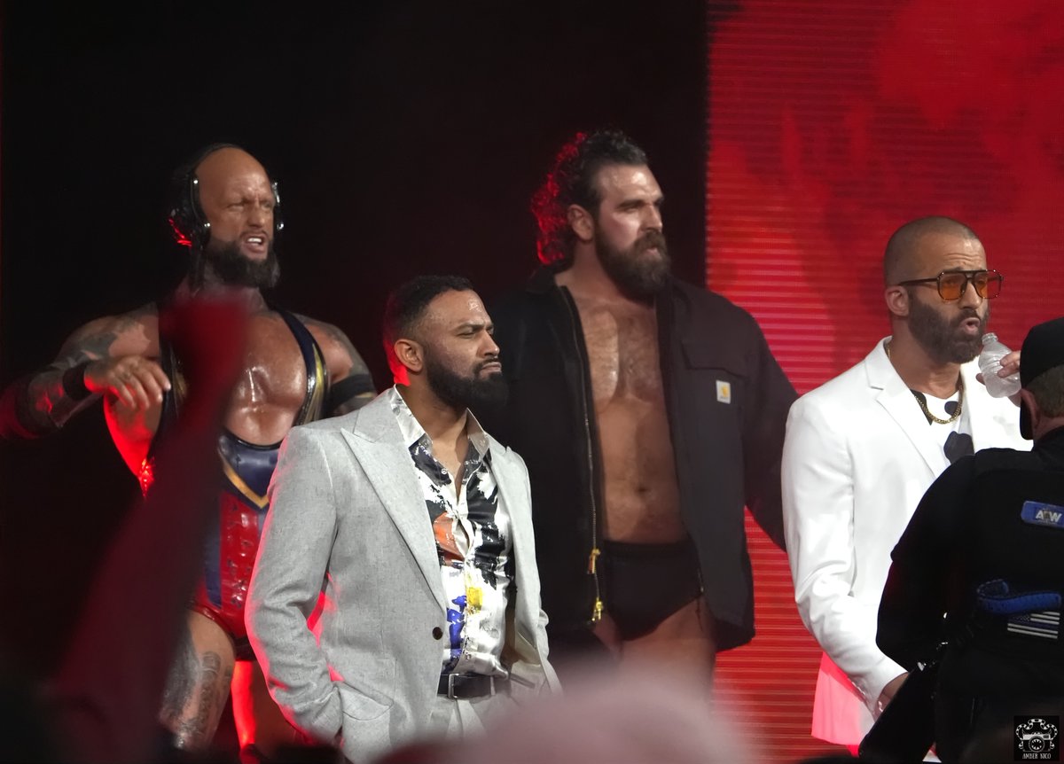 AmberNicoPhoto's tweet photo. The Don Callis Family

@Walking_Weapon @JakeSomething_ @azucarRoc @trentylocks @AEW @BodyslamNet 
#AEW #AEWWrestleDream https://t.co/5ZMvwHqBfy