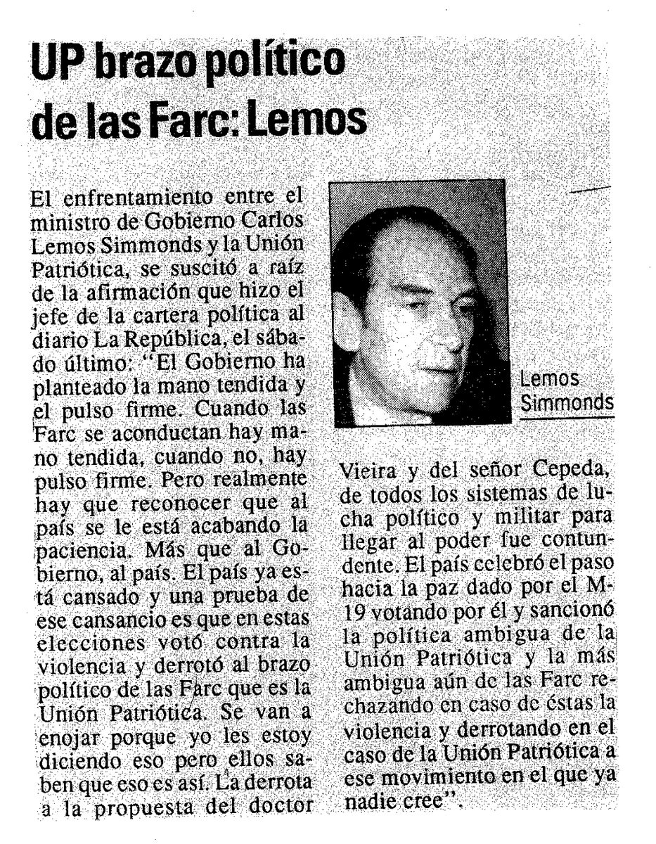 EspinosaRadio's tweet photo. Dos momentos de la política de los 90: 

En uno, Jaramillo Ossa se opone a los métodos del secuestro y la extorsión. 

El ministro Lemos Simmonds dice "UP, brazo político de las FARC"

Jaramillo Ossa luego le diría: "nos ha condenado a muerte, ministro" https://t.co/CybcdfWmp2