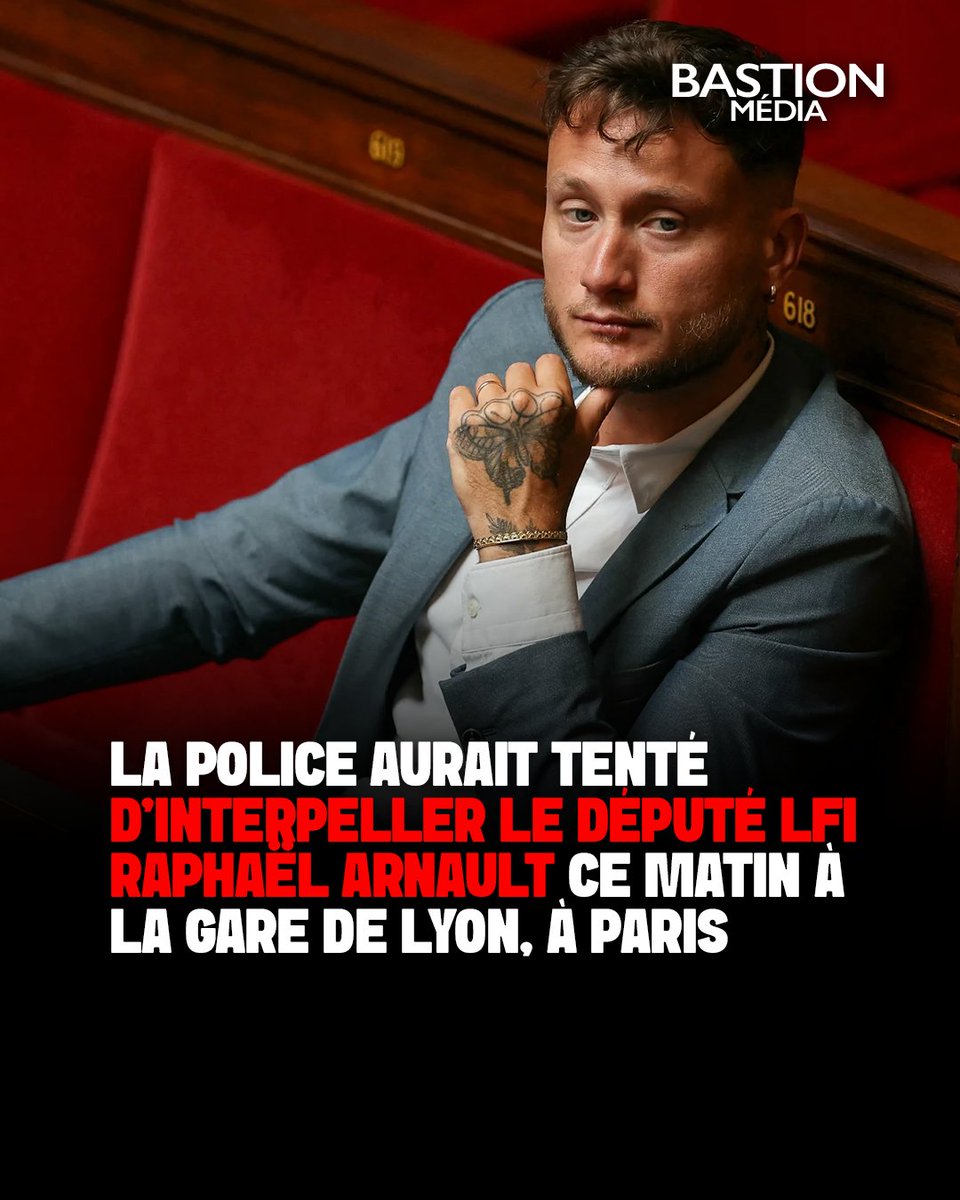 BastionMediaFR's tweet photo. ‼️🇫🇷 𝗔𝗟𝗘𝗥𝗧𝗘 𝗜𝗡𝗙𝗢 — La police aurait tenté d’INTERPELLER le député LFI Raphaël Arnault ce matin à la gare de Lyon, à Paris.

La France insoumise affirme que des policiers avaient prévu de l’interpeller à sa descente du train, mais se seraient trompés de rame, faisant échouer l’opération.

LFI dénonce un « coup monté » et une « bascule autoritaire ».

(Source : France info)