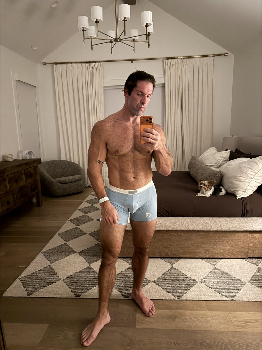 tywoosley23's tweet photo. Am I doing this right? @MaisonUnderwear https://t.co/fSrIClSU5n