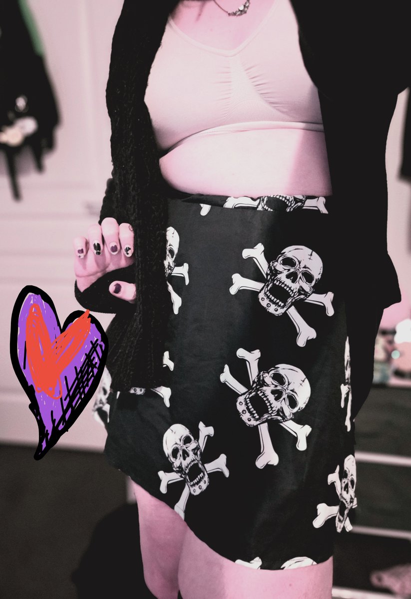 ReallyEmo94's tweet photo. Boo bitch 🦇🖤 

#AltFashion #DarkAesthetic #OutfitOfTheNight https://t.co/m2WvTRroAm