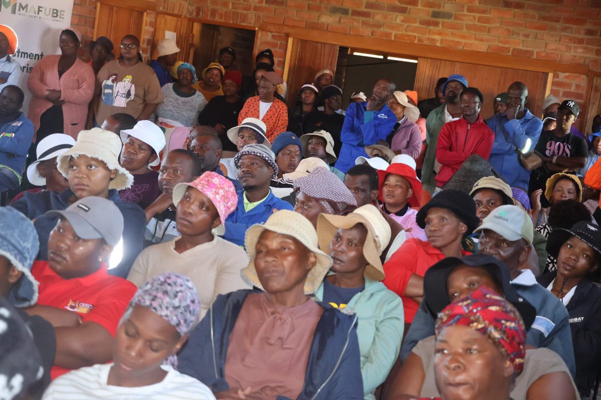 Mafube_za's tweet photo. 1)Today’s community engagement at Tweeling Hall brought residents and stakeholders together to discuss local opportunities and economic development.

Thank you to everyone who attended &amp; contributed. Together, we can build a stronger economic future for Mafube.

#Mafube 

Nasiphi https://t.co/HZXMvYPas9