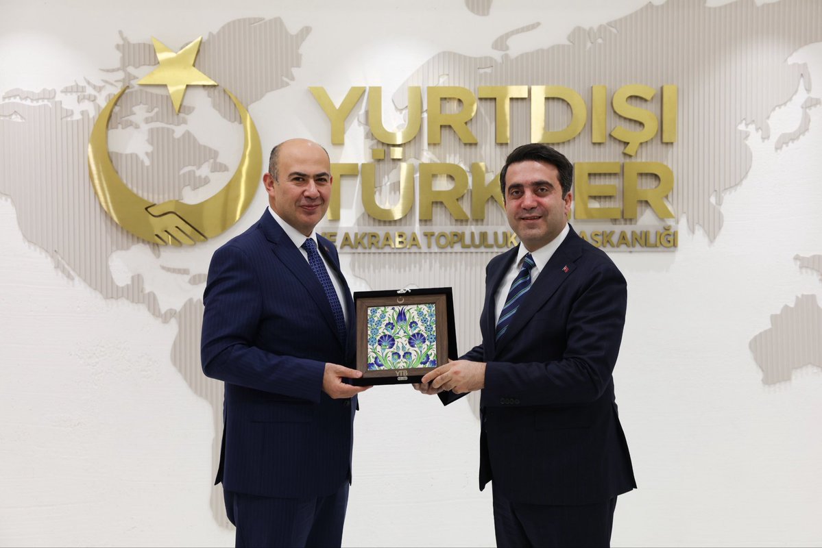 haditurus's tweet photo. Nüfus ve Vatandaşlık İşleri (@TCNufus) Genel Müdürü Sayın Mehmet Levent Kepçeli’yi YTB’mizde misafir ettik.

Yurt dışında yaşayan vatandaşlarımızın nüfus ve vatandaşlık işlemleri ile ülkemizde @TurkiyeBurslari ile eğitim gören uluslararası öğrencilerimizi ilgilendiren konuları ve bu alanlarda geliştirilebilecek iş birliği imkânlarını değerlendirdiğimiz Sayın Genel Müdürümüze ziyaretleri dolayısıyla teşekkür ediyorum.