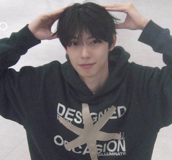 chocosongeee_'s tweet photo. 이때 립우 너무 아기야 https://t.co/NUHOsJY0Gi