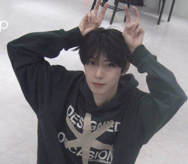 chocosongeee_'s tweet photo. 이때 립우 너무 아기야 https://t.co/NUHOsJY0Gi