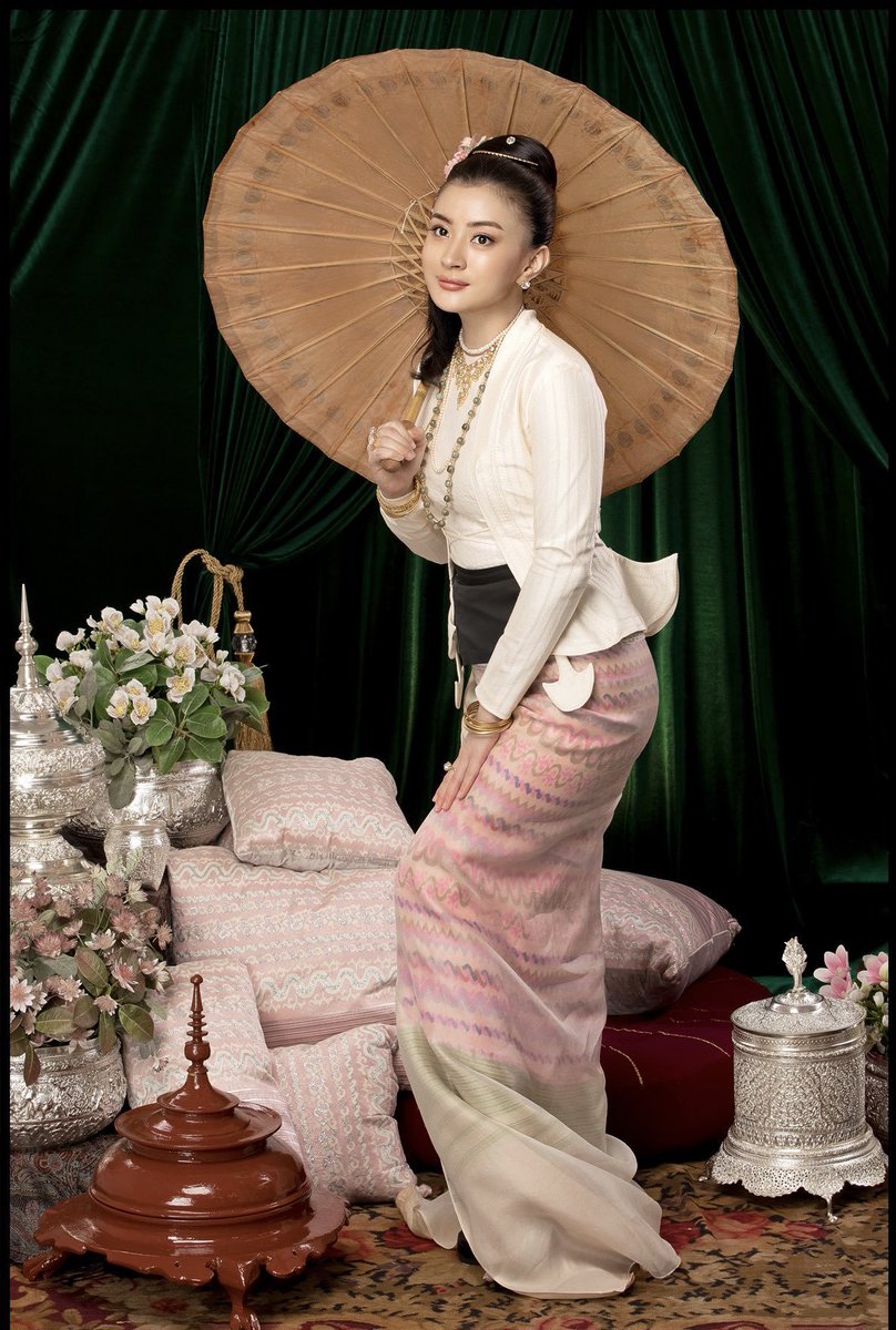 smtg1vnvl's tweet photo. @GMMTV pls take responsibility and respect Myanmar's culture
#ScarletHeartTH https://t.co/RiLNh2LJOY