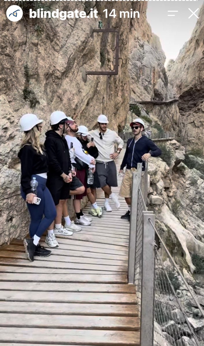 arwen710503's tweet photo. Caminito del rey (Malaga)🇪🇸 Per chiunque abbia l'opportunità di andarci, è un'esperienza meravigliosa..chi soffre vertigini è inappropriato 😁😍😍❤️
#helevier #javiermartinez
https://t.co/cTXIdIWY13 https://t.co/NtYh1aklQo