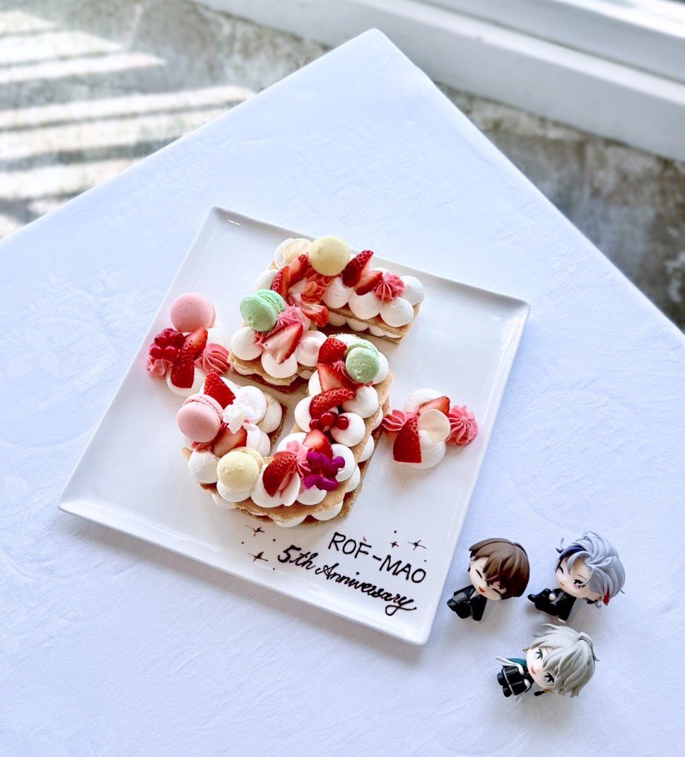 ru_uo2's tweet photo. ┊        ┊       ┊       ♡        ┊
┊        ┊       ┊                ˚  ♡
┊        ┊       ♡       ₊             ⊹
♡    ₊   ┊    .
     ⊹    ♡         #ろふまお5周年 https://t.co/EMsNxv6uuV