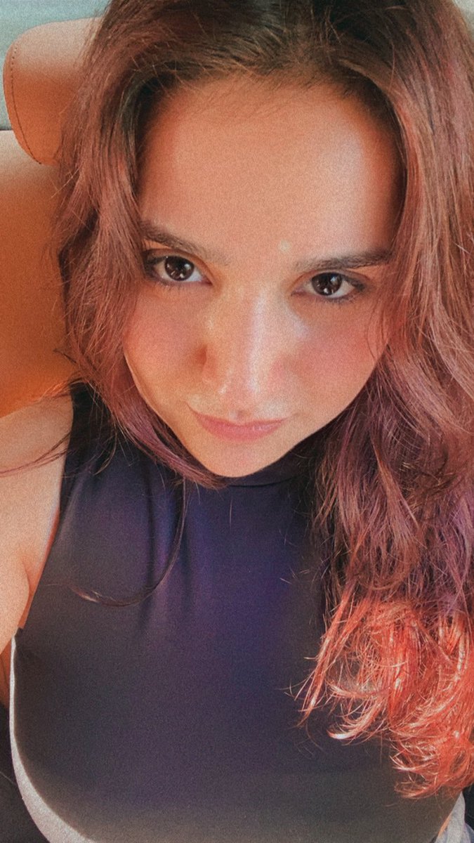 mavisiyahbiri's tweet photo. 🎀🧿🤒 https://t.co/VlJmBgH1Wd