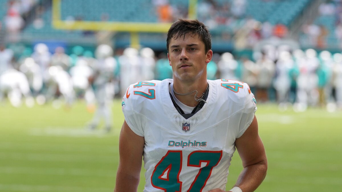 kickerupdate's tweet photo. The #Dolphins are releasing kicker Riley Patterson.

An open seat in Miami. https://t.co/pBV0xbaetC