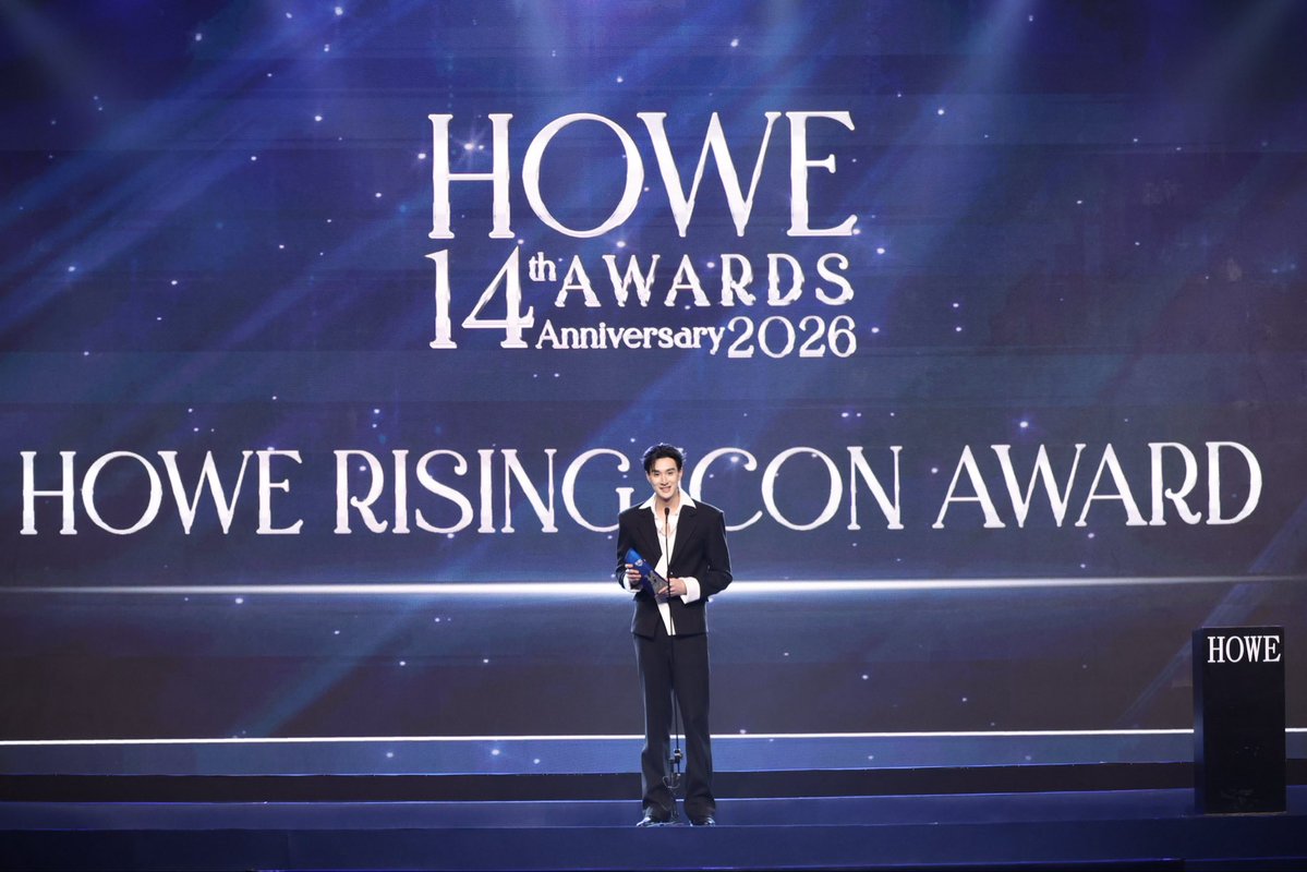 GMMTV's tweet photo. #HOWEAWARDS2026
#HOWEMAGAZINE 
#GMMTV 
@dew_jsu @vitheepanich @sea_ta_lay @keenkeno_sp @polcasan_GMMTV @avocean_GMMTV @jummo__gmmtv @domiia_GMMTV @NONG_NOOONG https://t.co/cQHI0G86ky