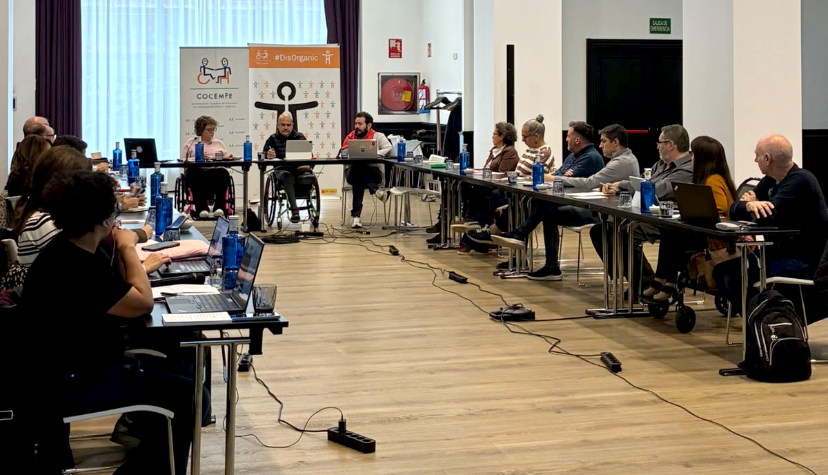 COCEMFEnacional's tweet photo. 🤝 Las entidades estatales de COCEMFE abordamos hoy la situación de las personas con discapacidad física y orgánica, nuevas oportunidades de proyectos para 2027 y valoramos positivamente la ampliación de la prestación CUME aprobada hoy.

#SomosCOCEMFE #TribuCOCEMFE #IncidenciaCOCEMFE #DerechosCOCEMFE #DisOrganic