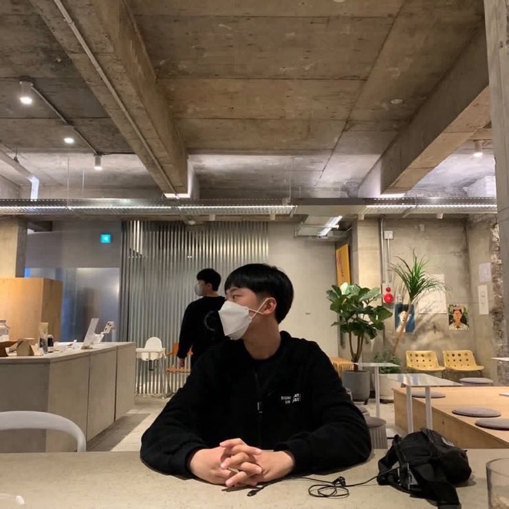 99b1rd's tweet photo. #아이덴티티 #idntt #구도형 #koodohyung
둘 다 중딩땐거 왤케 구라같고 웃기고 귀엽냐
3년 사이에 무슨 일이 있었던거죠 https://t.co/HCLBZd3XMw