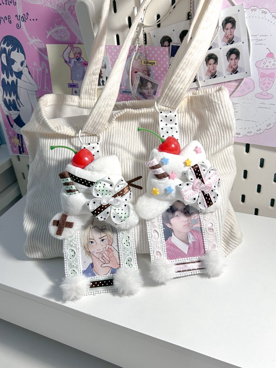 tul_ipan_es's tweet photo. 𓌈 preview framecard ❕
( Handmade 100% )

Ice cream &amp; soda ꒷꒦ (สีมิ้นท์&amp;ขาว)

𓊔  155฿ รวมส่ง 

𖦹 ห้อยกระเป๋าได้
ⓘ ลงให้ F ผ่านฟอร์ม วันที่ 23 20:30 
(ตัวอย่างฟอร์มในเมนชั่น)

♥︎(มี 30ชิ้น)

#เฟรมการ์ด #ตลาดนัดเฟรมการ์ด #เฟรมการ์ดพร้อมส่ง #framecard https://t.co/fqjim9afka