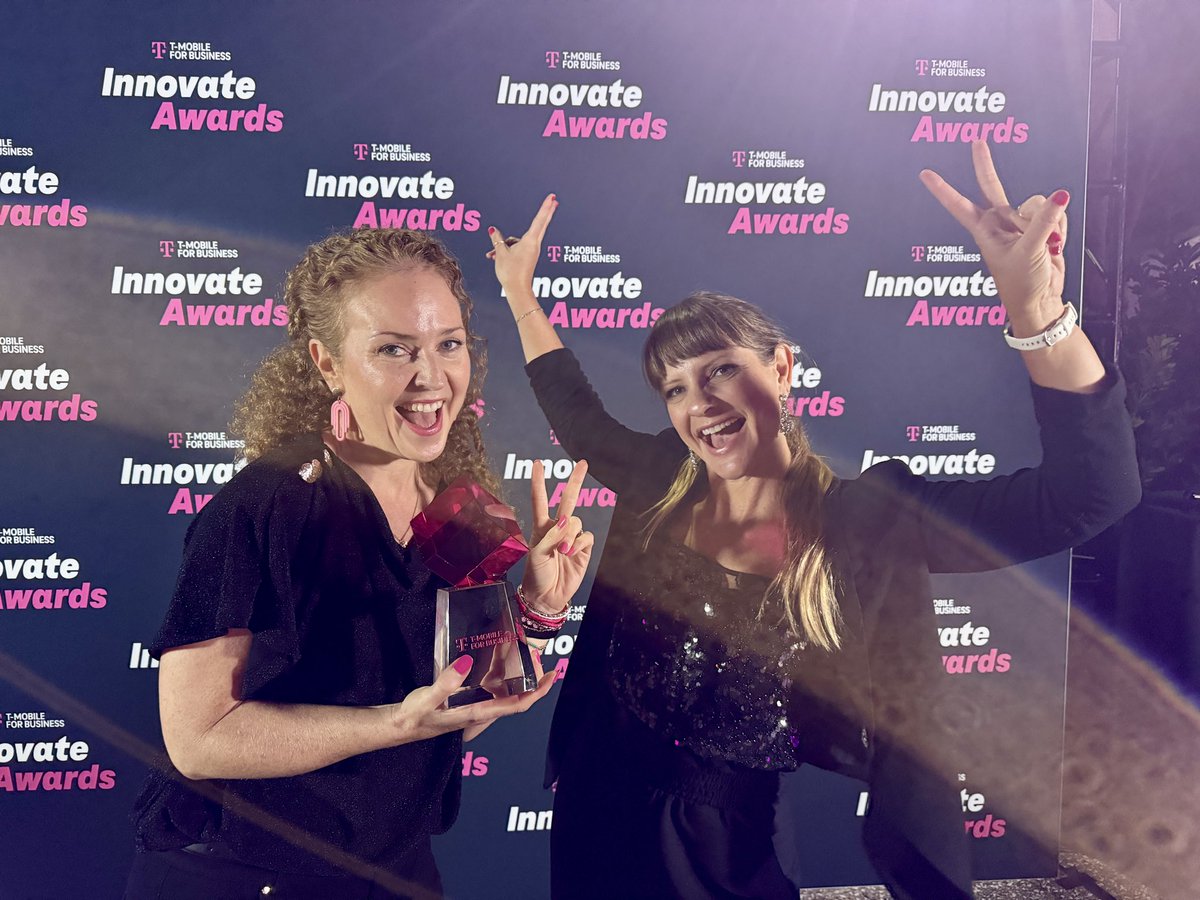 BevEve's tweet photo. Now THIS is innovation with heart 🩷

@GaryVee’s pick at the T-Mobile for Business Innovate Awards: Edwards Life Sciences, using connected heart monitoring to support earlier intervention.

Customer-reported results show a 73% reduction in heart failure hospitalisations. Remarkable!

Honoured to be around people making such a difference to so many.

@TMobileBusiness Partner | Gartner IT Symposium/Xpo 2026 

#GartnerIT #InnovateAwards