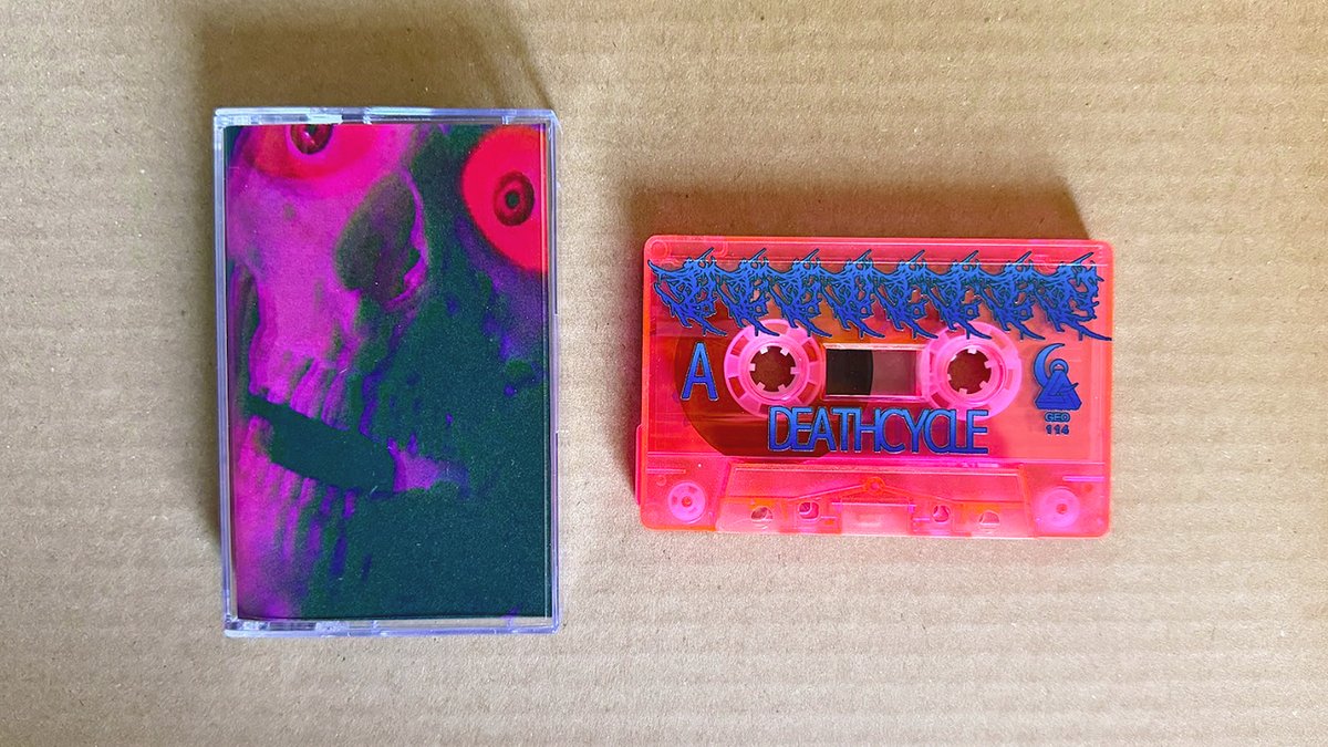 GeometricLull's tweet photo. Brand new cassette rip!
🎃💀 🎃
b e g o t t e n 自杀 - (death cycle) - 死亡循環 [Cassette Rip] [2023] [Hushwave, Vaporwave, Eccojams]

Listen: https://t.co/IVsw6fE6QB https://t.co/MJtdu4BY0t