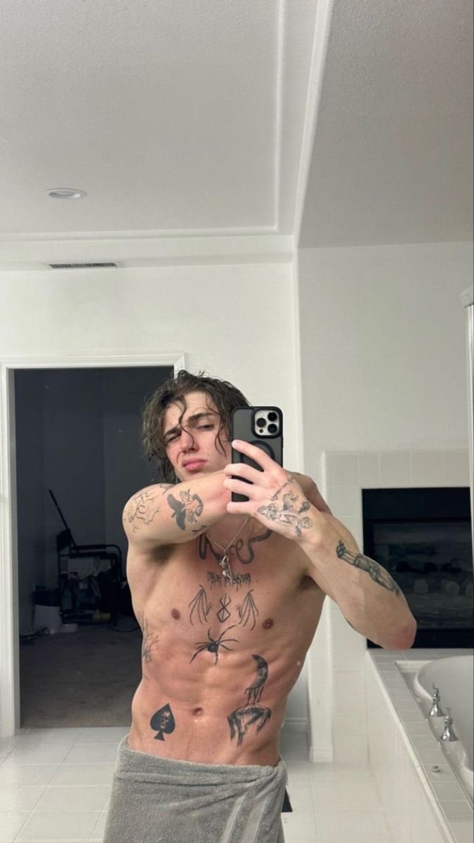 vinnihckk's tweet photo. -, buenos días…

#freerol #sexrol #fakeland https://t.co/4zwf0fcKFr