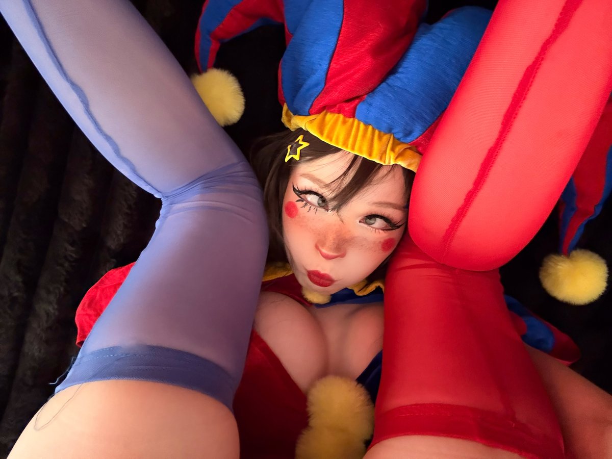 lolalovegoood's tweet photo. you down to clown or what? https://t.co/Gest4A3ARx