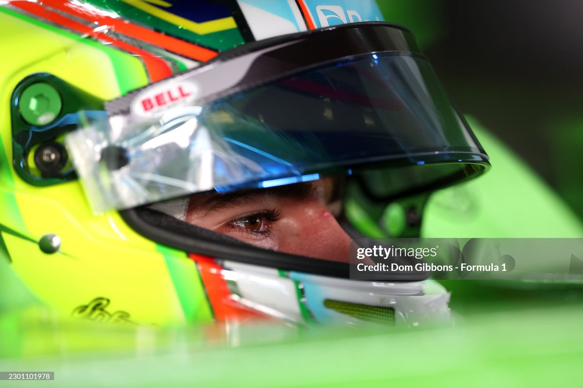 ln4fusionbrasil's tweet photo. 📸 | Gabriel Gomez na pista em Jerez!

O brasileiro completou 23 voltas na sessão da manhã e 38 à tarde no primeiro dia de testes de pós-temporada da FIA F3. Mais quilometragem e experiência para a preparação de sua estreia na categoria em 2027 com a LN4 Fusion.

📷 Dom Gibbons

#LN4Fusion #FIAF3 #GabrielGomez