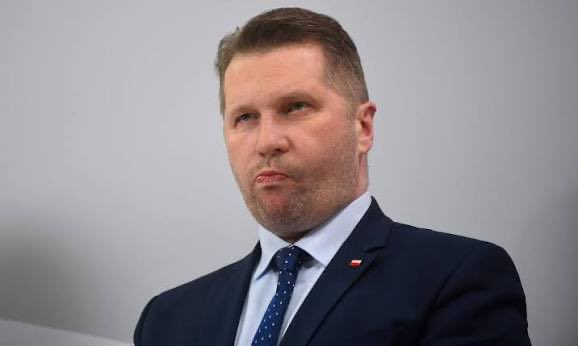 Pathfinder73's tweet photo. Pierdolony knur pisowski, cham i prostak. https://t.co/NS9lE1DodL