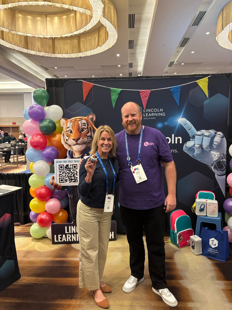 LincolnLearning's tweet photo. ๐ฆ We have our first #DLAC26 lucky duck winners! ๐ Congrats to Kathryn from New Mexico Connections Academy and Michelle from @glbluedevils!
If you spot a blue or silver duck in the exhibit hall, bring it to Booth #304 to see if youโre a winner!
#LincolnLearning #DigitalLearning https://t.co/qewA92lp96