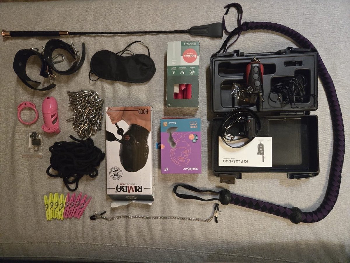 Herrinlisa02's tweet photo. Welches der toys würdest du wählen? #findom #locktober 

Telegramm / @Herrinlisa02

Like und retweet https://t.co/hJS5SpkAKX
