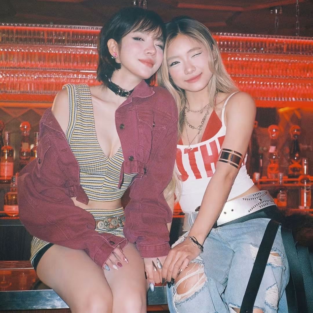 vietnambitches's tweet photo. Lyly - sở thích đeo vòng cổ kiểu là chocai đã có có chủ nhân 😈 https://t.co/BTySpFpZxv