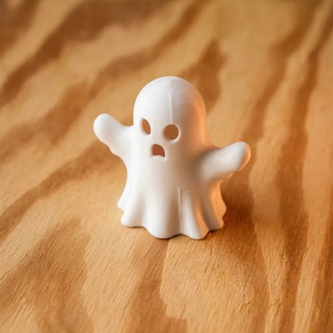 printablescom's tweet photo. Add a spooky touch to your Halloween decor! 👻 The Absolutely Terrifying Ghost by The Snekker Show is a fun seasonal print. Pop an LED tealight inside or use glow-in-the-dark filament to make it glow in the dark. 
https://t.co/EbpaiIg1fH https://t.co/fDZqpyPvSD