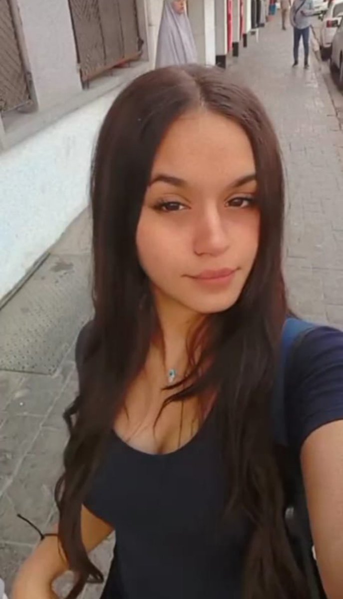 ihlamdzz's tweet photo. لميس وهرانية قحبة تموت على زب و بيبا شكون تعرفها تسكن سنترفيل😍💋 https://t.co/0T6tbSyuXI
