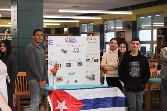 Hispanic Heritage Month: Presentation of trifold displays showcase