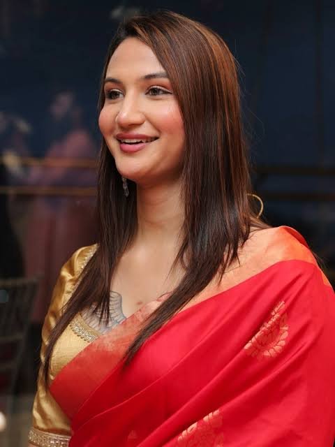 VinitYaduvnsh tweet picture