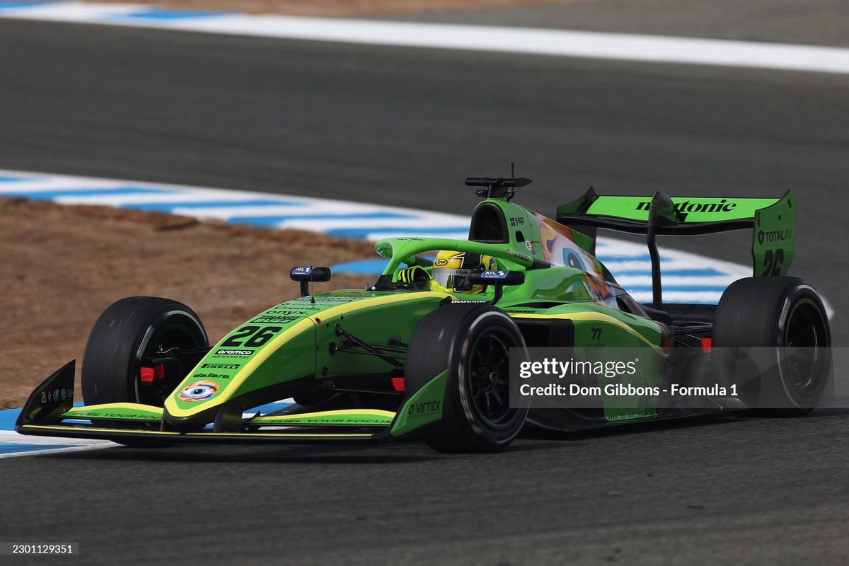 ln4fusionbrasil's tweet photo. 📸 | James Egozi em ação no primeiro dia de testes de pós-temporada da FIA F3, em Jerez!

O piloto norte-americano fechou a sessão da tarde em 6º lugar, melhorando seu tempo em mais de seis décimos em relação à manhã. Um bom começo para os trabalhos com a LN4 Fusion!

📷 Dom Gibbons

#LN4Fusion #FIAF3 #JamesEgozi