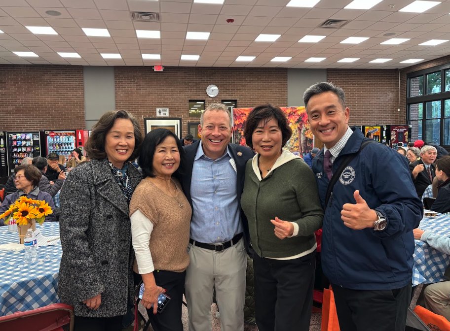 RepJoshG's tweet photo. It was great to join the Korean American Association of Fort Lee Picnic! Fort Lee’s vibrant Korean American culture is the heart of our community. Proud to stand with you, and I am always grateful for your leadership and contributions to North Jersey! https://t.co/tSl36XTzGN
